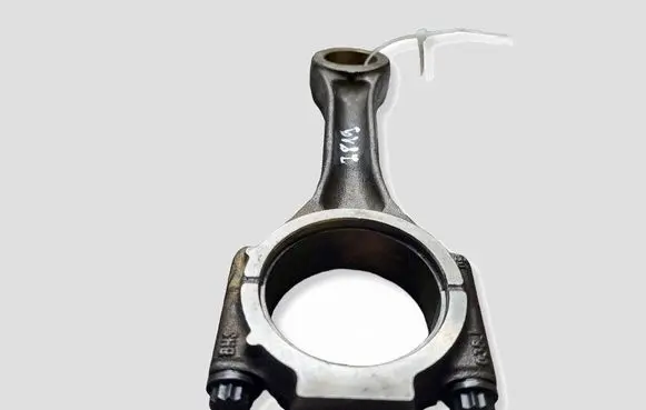 Skoda Yeti (5L) Connecting rod/conrod