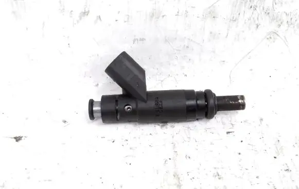 Chrysler 300 - 300C Fuel injector 04591851AA 5191X18722