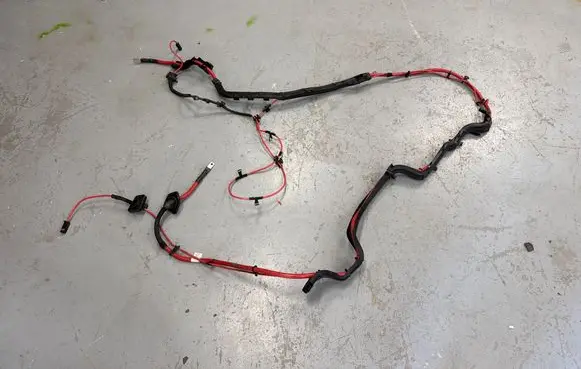 BMW X5 F15 Positive cable (battery) 9381816 10229011