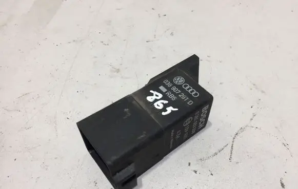 Volkswagen PASSAT B6 Glow plug pre-heat relay 038907281D