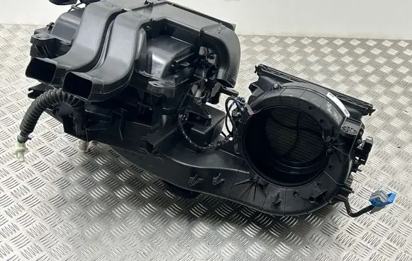 Interior heater climate box assembly