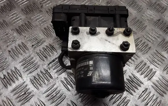 Volkswagen Golf IV ABS Pump 1J0907379P 10094903313 7M3614111H