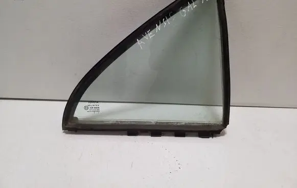 Toyota Avensis T250 Rear vent window glass 