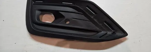 Volvo S60 Front fog light trim/grill 31455640