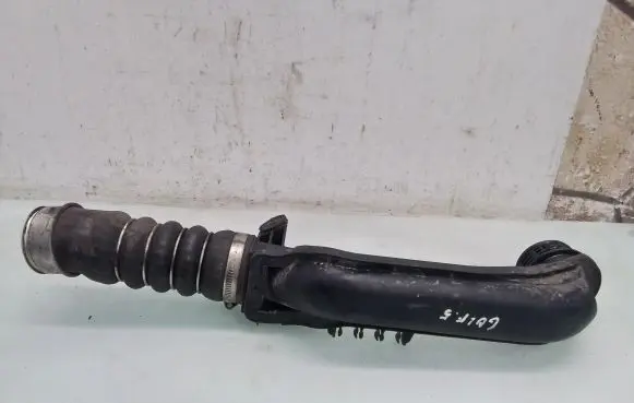 Volkswagen Golf V Intercooler hose/pipe