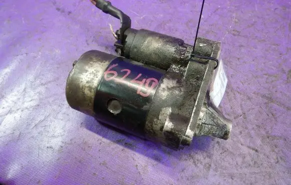 Renault Megane I Starter motor M002T48381