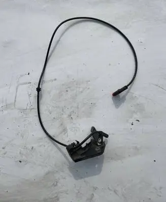 Mercedes-Benz C W204 ABS rear brake sensor 