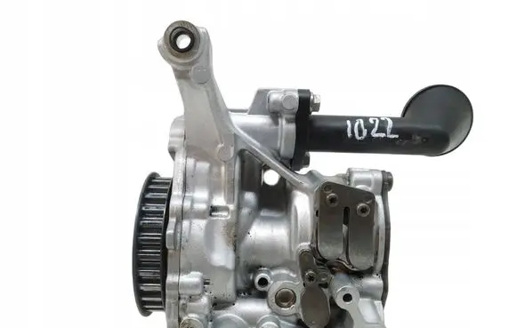 Skoda Superb B8 (3V) Oil pump 04L145208H