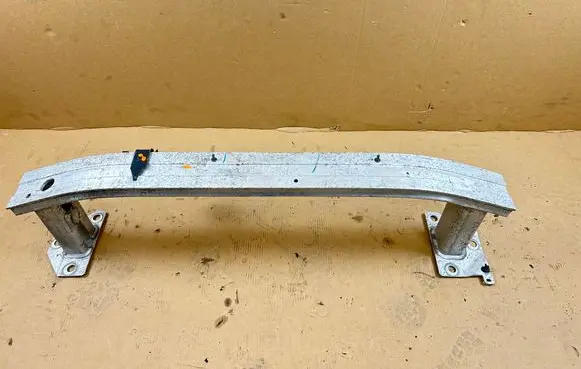 Renault Clio IV Front bumper cross member