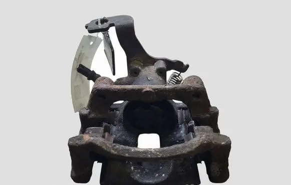 Toyota Auris 150 Rear brake caliper