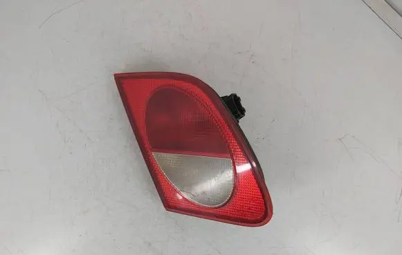 Mercedes-Benz E W210 Tailgate rear/tail lights A2108200964 197503