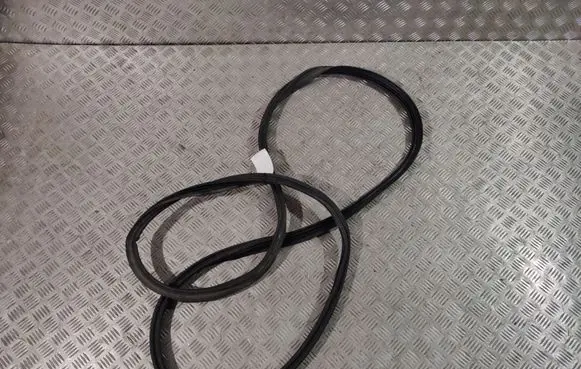 Audi A5 Sportback 8TA Trunk rubber seal (body) 8T8827705B