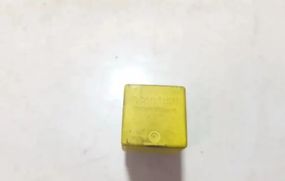 Renault Laguna I Other relay 7700844253 pbt-gf30