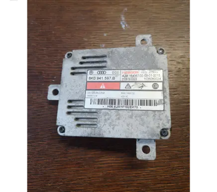 Audi A3 S3 8V Headlight ballast module Xenon 8K0941597B 1036060024 H06S0003