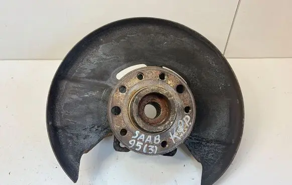Saab 9-5 Front wheel hub 4589638