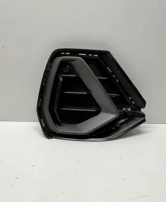 Audi Q3 F3 Front bumper lower grill 83A807682D AU326U3
