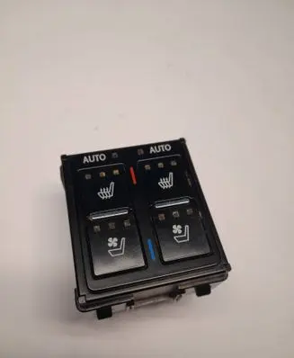 Lexus RX 450H Seat heating switch 8475248010 75J230