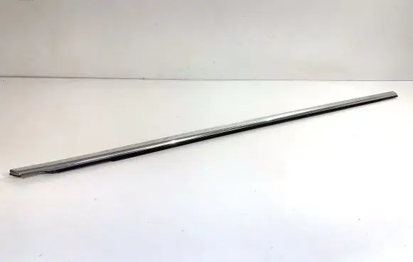 Audi A4 S4 B9 8W Front door glass trim molding 8W0853284