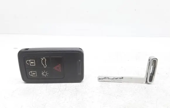 Volvo S80 Ignition key/card 30659607
