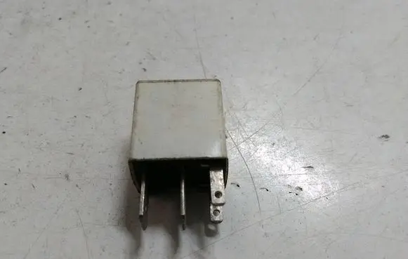 Ford Escort Other relay 88AG13L028AA