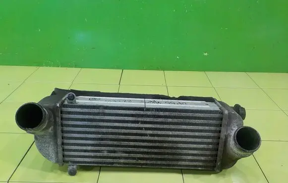 Hyundai Santa Fe Intercooler radiator UP56