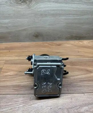 Volkswagen Touareg II ABS Pump 7P0614517R 21209462263 10021209464