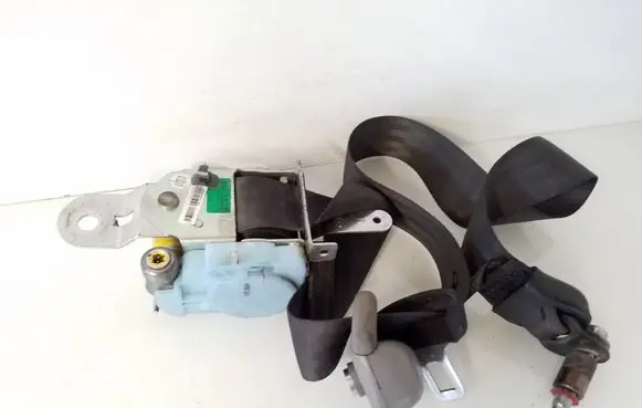 KIA Sorento Front seatbelt 888203E010