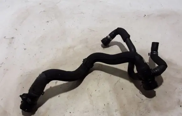 Audi Q5 SQ5 Engine coolant pipe/hose 8R0121049E