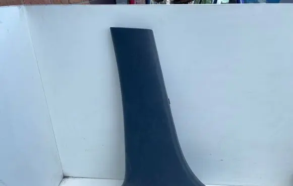 Toyota Avensis T220 (B) pillar trim (bottom) 6241405020