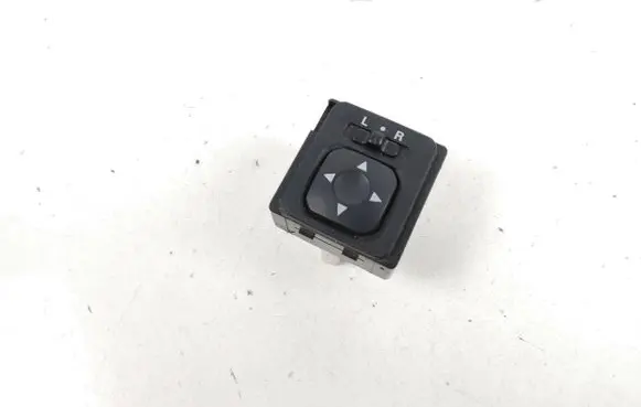 Mitsubishi Outlander Wing mirror switch 183570