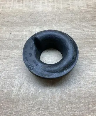 Volkswagen Transporter - Caravelle T5 Front coil spring rubber mount 7E0511150B