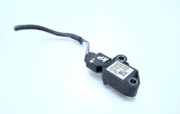 Volvo S80 Airbag deployment crash/impact sensor 30737139