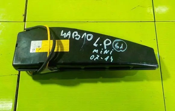 Mini One - Cooper Clubman R55 Seat airbag 2753587 4AB10