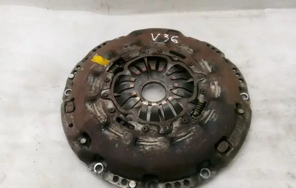 Toyota Corolla Verso AR10 Pressure plate 3100105030