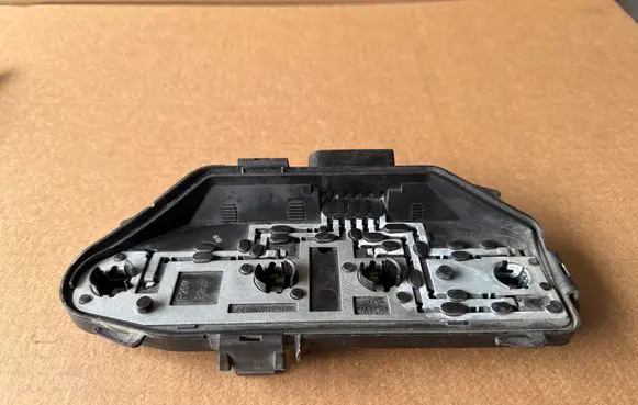 Volkswagen Transporter - Caravelle T5 Tail light bulb cover holder 7H0945257A 157993