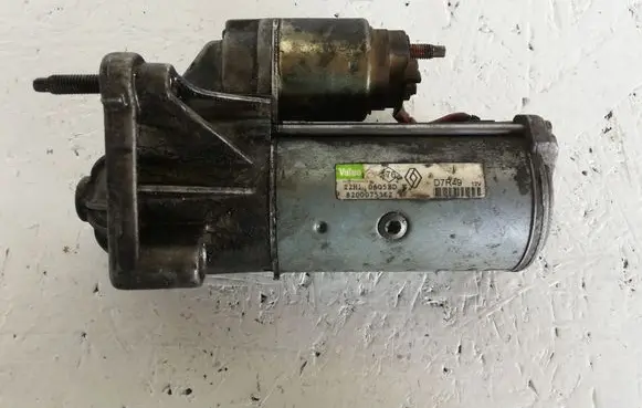 Renault Megane II Starter motor 8200075362