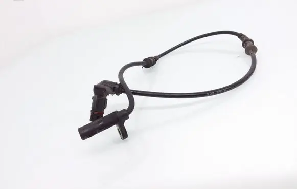Mercedes-Benz CLK A209 C209 ABS brake wheel speed sensor A2035400417 2105407681