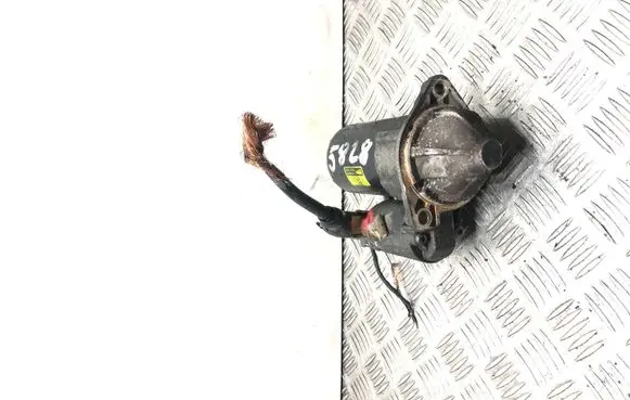 Hyundai i30 Starter motor 361002A300 1195925