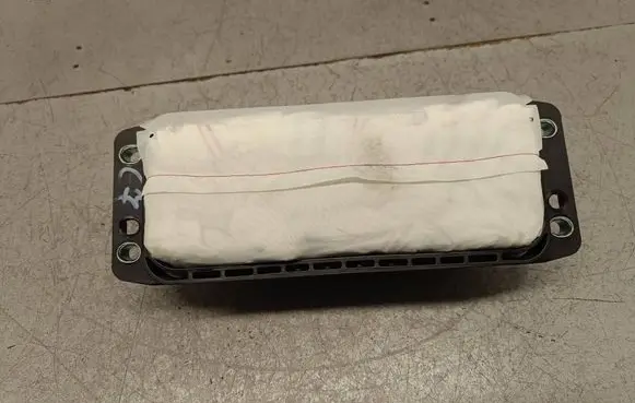 Passenger airbag