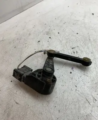 Audi Q7 4L Rear height level sensor lever 4E0907503C