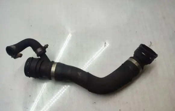 BMW 5 E60 E61 Engine coolant pipe/hose