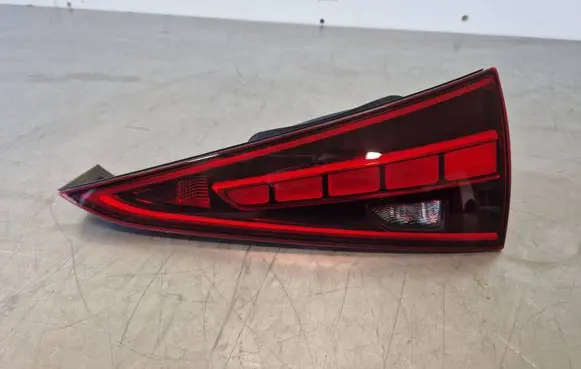 Mercedes-Benz C W206 Tailgate rear/tail lights A2069062001