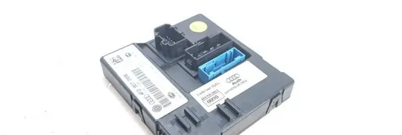 Audi A6 S6 C6 4F Fuse box set 4F0910289E 4F0907289E 5DK00876220