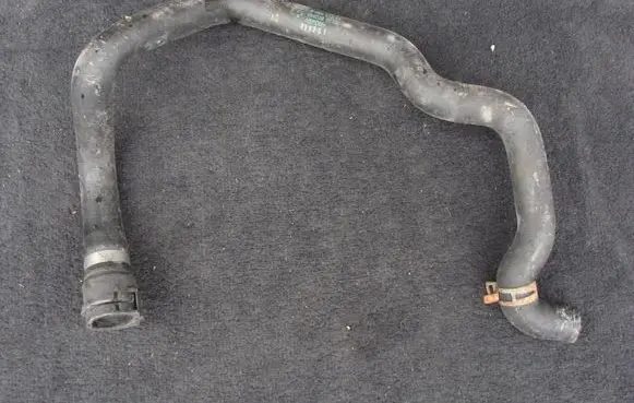 BMW 5 F10 F11 Engine coolant pipe/hose 9224372