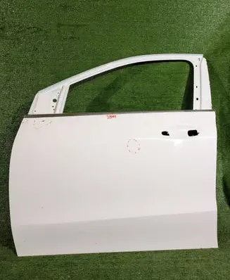 Mercedes-Benz B W247 Front door 