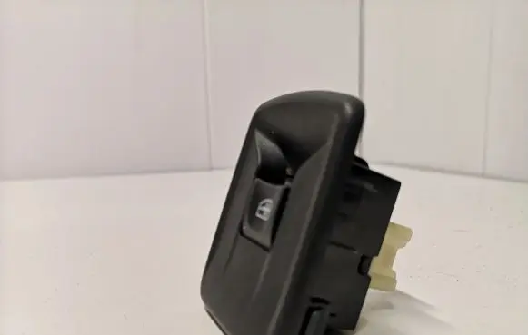 Dacia Lodgy Quarter vent window switch 0235632T056