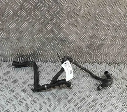 Engine coolant pipe/hose