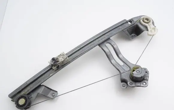 Opel Vectra B Rear door manual window regulator 90464335