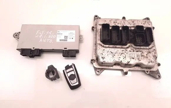 BMW X3 F25 Engine ECU kit and lock set 7649123 0261S08602 170061911