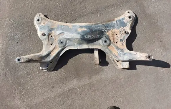 Fiat Panda II Front axle beam